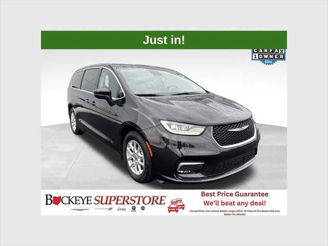 2023 Chrysler Pacifica Touring L for sale in Shelby, OH
