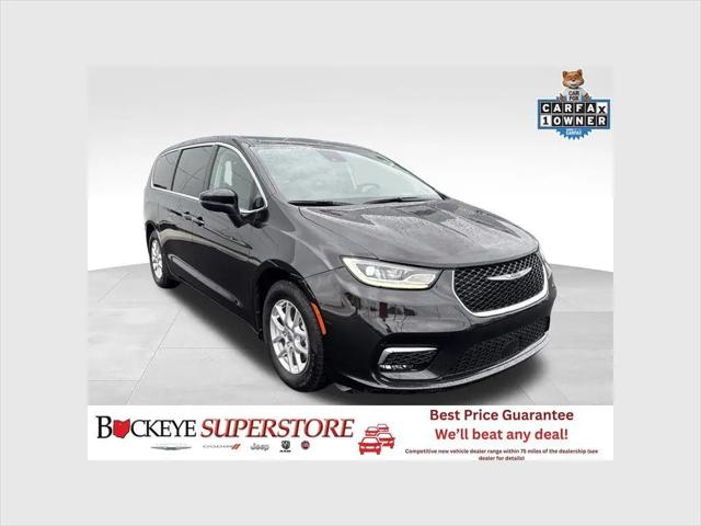 2023 Chrysler Pacifica Touring L for sale in Shelby, OH