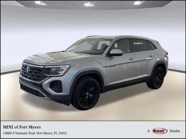2024 Volkswagen Atlas Cross Sport 2.0T SE w/Technology for sale in Fort Myers, FL