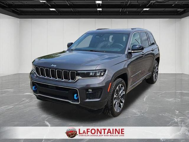 2022 Jeep Grand Cherokee Overland 4x4 for sale in Walled Lake, MI