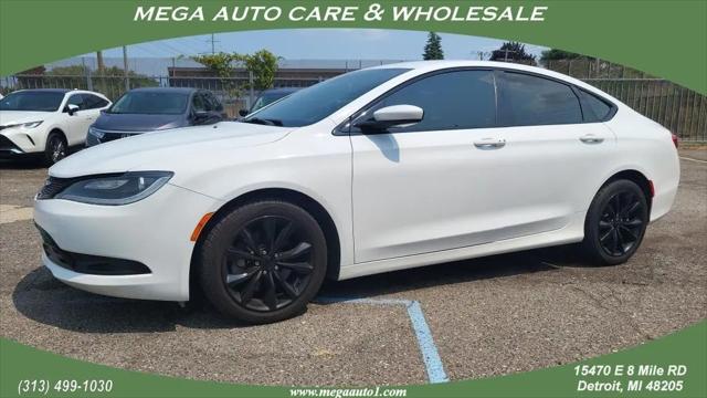 2016 Chrysler 200 S for sale in Detroit, MI