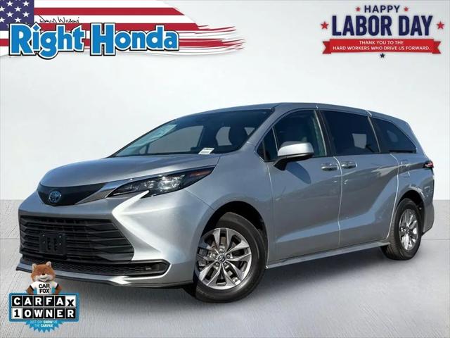 2025 Toyota Sienna LE for sale in Scottsdale, AZ