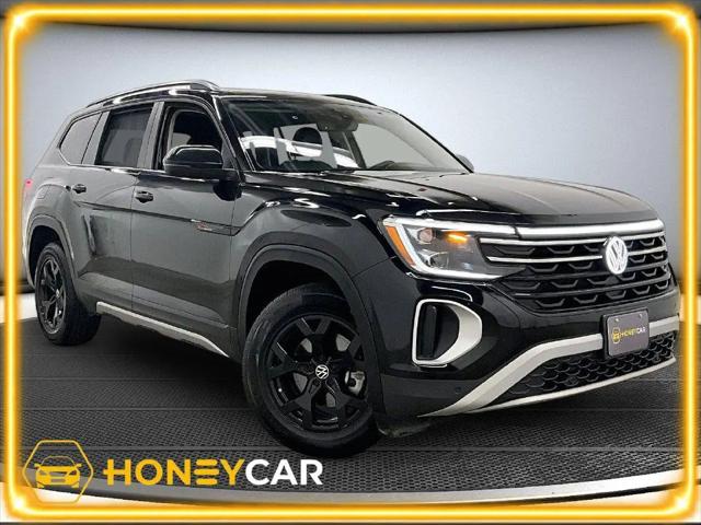 2024 Volkswagen Atlas 2.0T Peak Edition SE w/Technology for sale in Winchester, VA