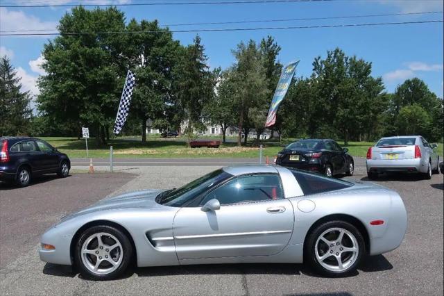 2000 Chevrolet Corvette Base for sale in Gilbertsville, PA