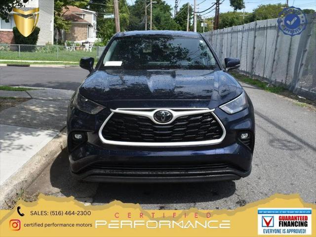 2025 Toyota Highlander LE for sale in Valley Stream, NY