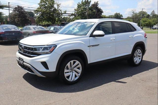 2023 Volkswagen Atlas Cross Sport 3.6L V6 SE w/Technology for sale in East Windsor, CT