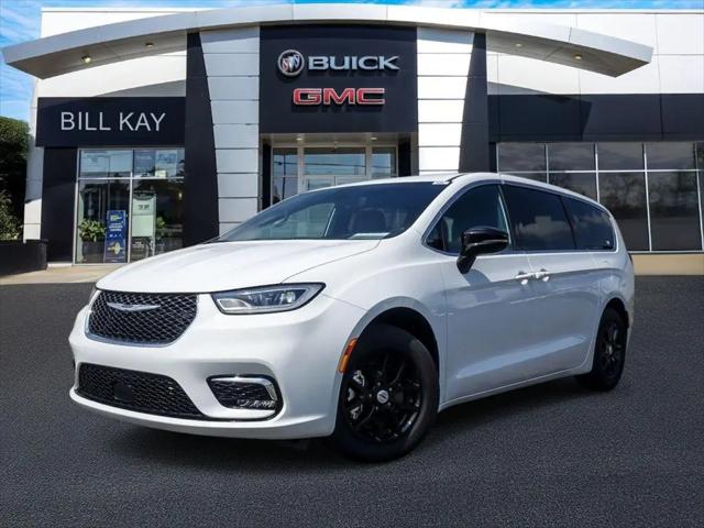 2025 Chrysler Pacifica Select for sale in Downers Grove, IL