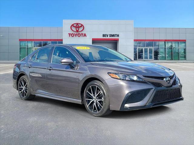 2024 Toyota Camry SE for sale in Fort Pierce, FL