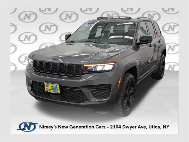 2023 Jeep Grand Cherokee Altitude 4x4 for sale in Utica, NY