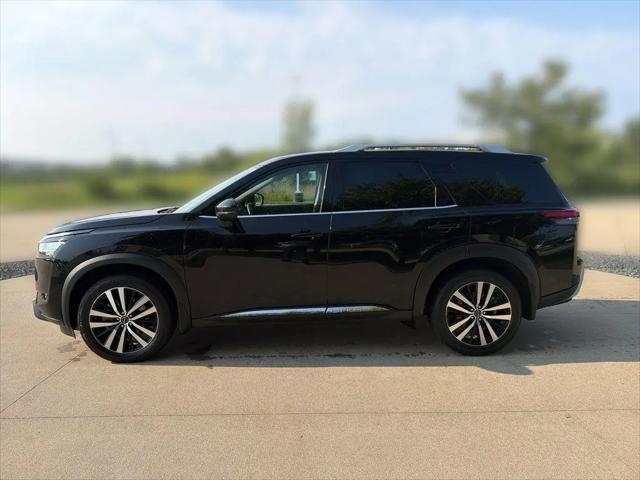 2023 Nissan Pathfinder Platinum 4WD for sale in Grimes, IA