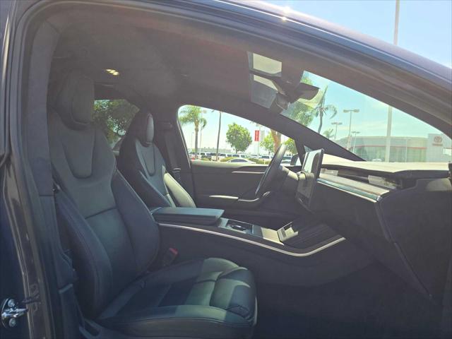 2023 Tesla Model X Unknown