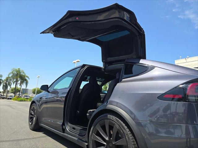 2023 Tesla Model X Unknown