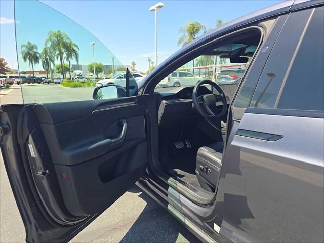 2023 Tesla Model X Unknown