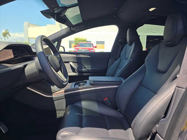 2023 Tesla Model X Unknown