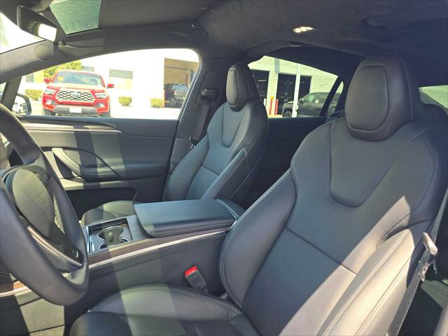2023 Tesla Model X Unknown