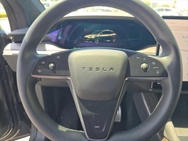 2023 Tesla Model X Unknown