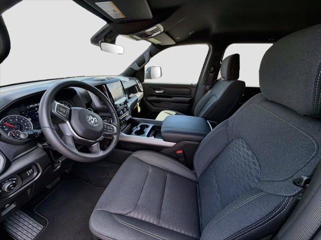 2027 RAM Ram 1500 RAM 1500 EXPRESS CREW CAB 4X4 57 BOX 2027 RAM Ram 1500 RAM 1500 EXPRESS CREW CAB 4X4 57 BOX