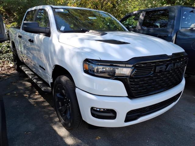 2027 RAM Ram 1500 RAM 1500 EXPRESS CREW CAB 4X4 57 BOX 2027 RAM Ram 1500 RAM 1500 EXPRESS CREW CAB 4X4 57 BOX