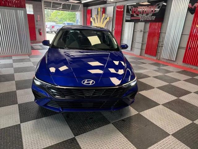 2024 Hyundai Elantra Hybrid Limited for sale in Royal Oak, MI