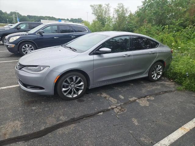 2015 Chrysler 200 S for sale in Jackson, MI