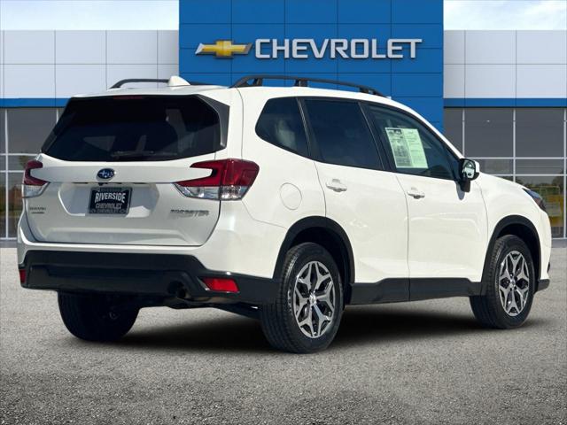 2023 Subaru Forester Premium