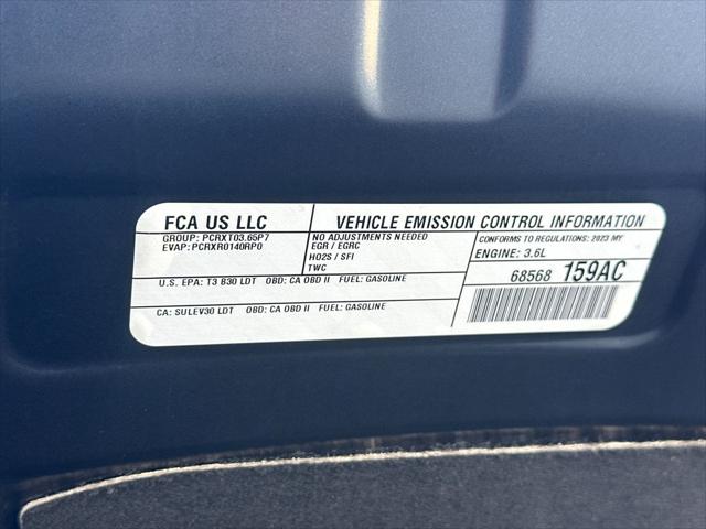 2023 Chrysler Pacifica Touring L