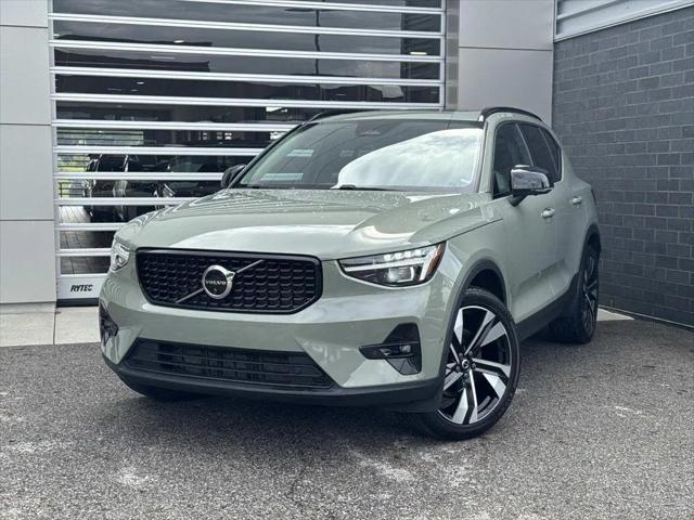2023 Volvo XC40 B5 Ultimate Dark Theme for sale in Columbus, OH