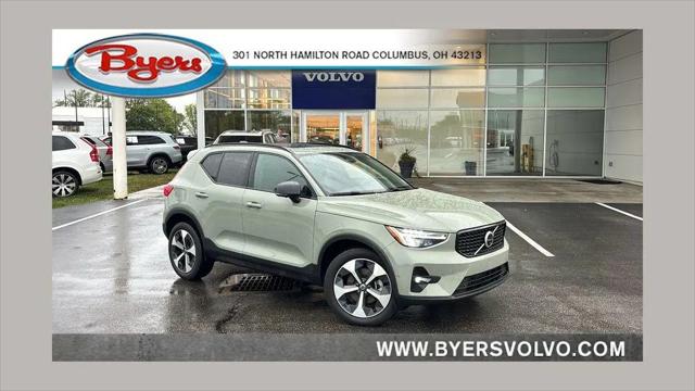 2023 Volvo XC40 B5 Plus Dark Theme for sale in Columbus, OH