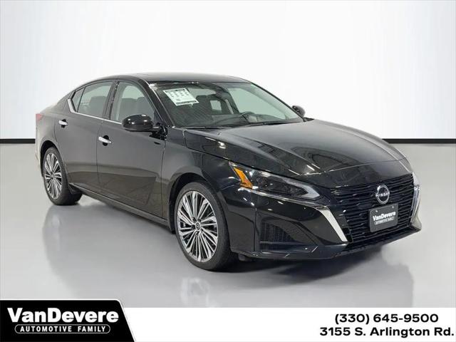 2023 Nissan Altima SL Intelligent AWD for sale in Akron, OH