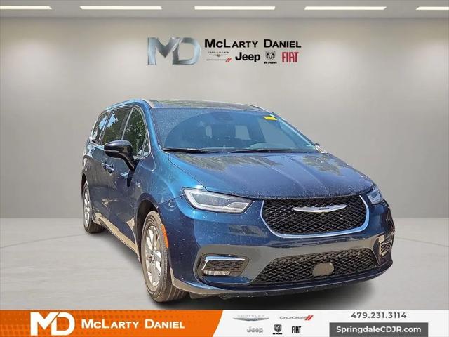 2025 Chrysler Pacifica Select for sale in Springdale, AR