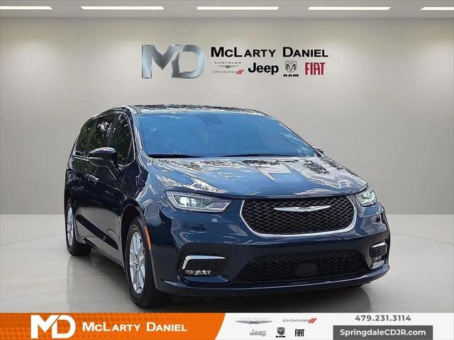 2025 Chrysler Pacifica Select for sale in Springdale, AR