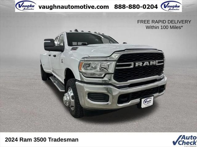 2024 Ram 3500 Tradesman Crew Cab 4x4 8' Box for sale in Ottumwa, IA