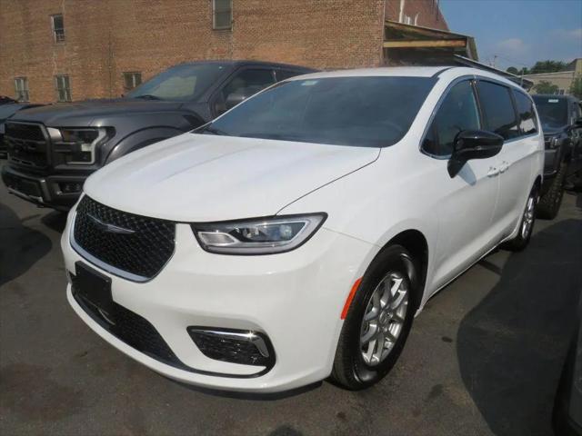 2026 Chrysler Pacifica Select for sale in Yonkers, NY