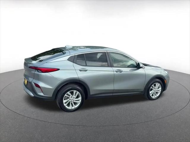 2025 Buick NV Preferred FWD