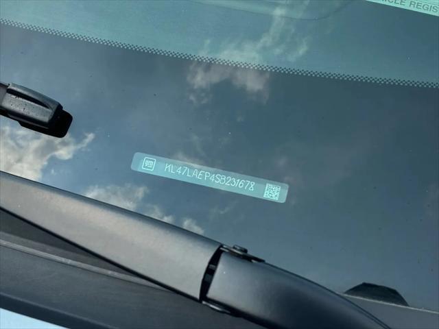 2025 Buick NV Preferred FWD