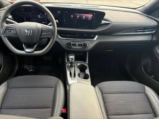 2025 Buick NV Preferred FWD