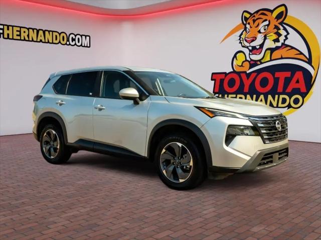 2025 Nissan Rogue SV FWD