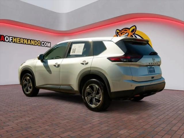 2025 Nissan Rogue SV FWD