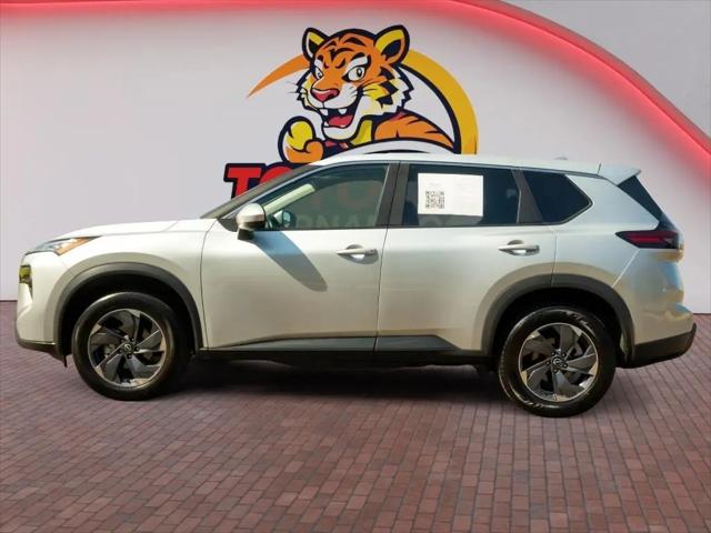 2025 Nissan Rogue SV FWD
