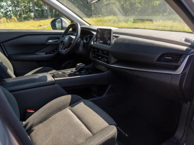 2025 Nissan Rogue SV FWD