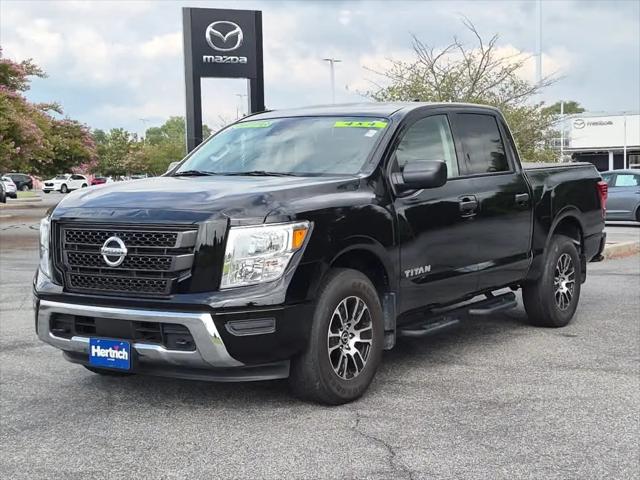 2023 Nissan Titan Crew Cab SV 4x4 for sale in Dover, DE