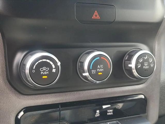 2021 Ram 1500 Big Horn Crew Cab 4x4 5'7" Box