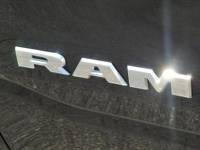 2021 Ram 1500 Big Horn Crew Cab 4x4 5'7" Box