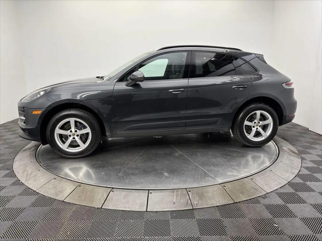2021 Porsche Macan Macan