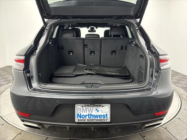 2021 Porsche Macan Macan