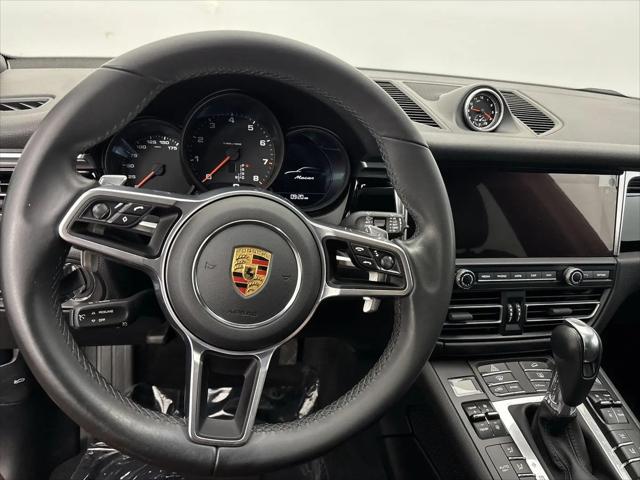 2021 Porsche Macan Macan