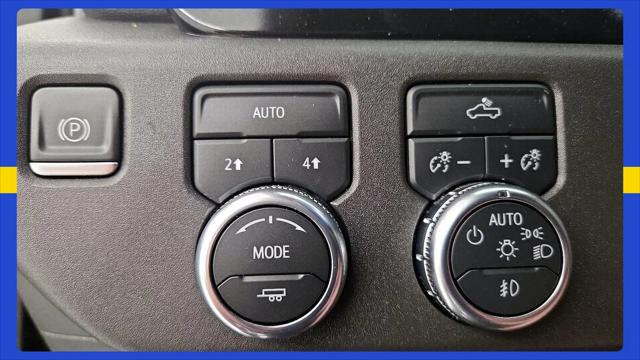 2023 GMC Sierra 1500 4WD Crew Cab Short Box Elevation with 3VL