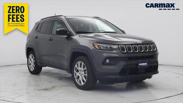 2022 Jeep Compass Latitude Lux 4x4 for sale in Bloomington, IL