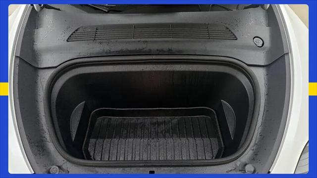 2025 Tesla Model Y Long Range Dual Motor Rear-Wheel Drive