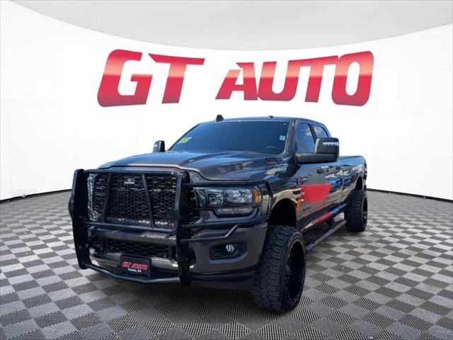 2024 Ram 3500 Big Horn Crew Cab 4x4 8 Box